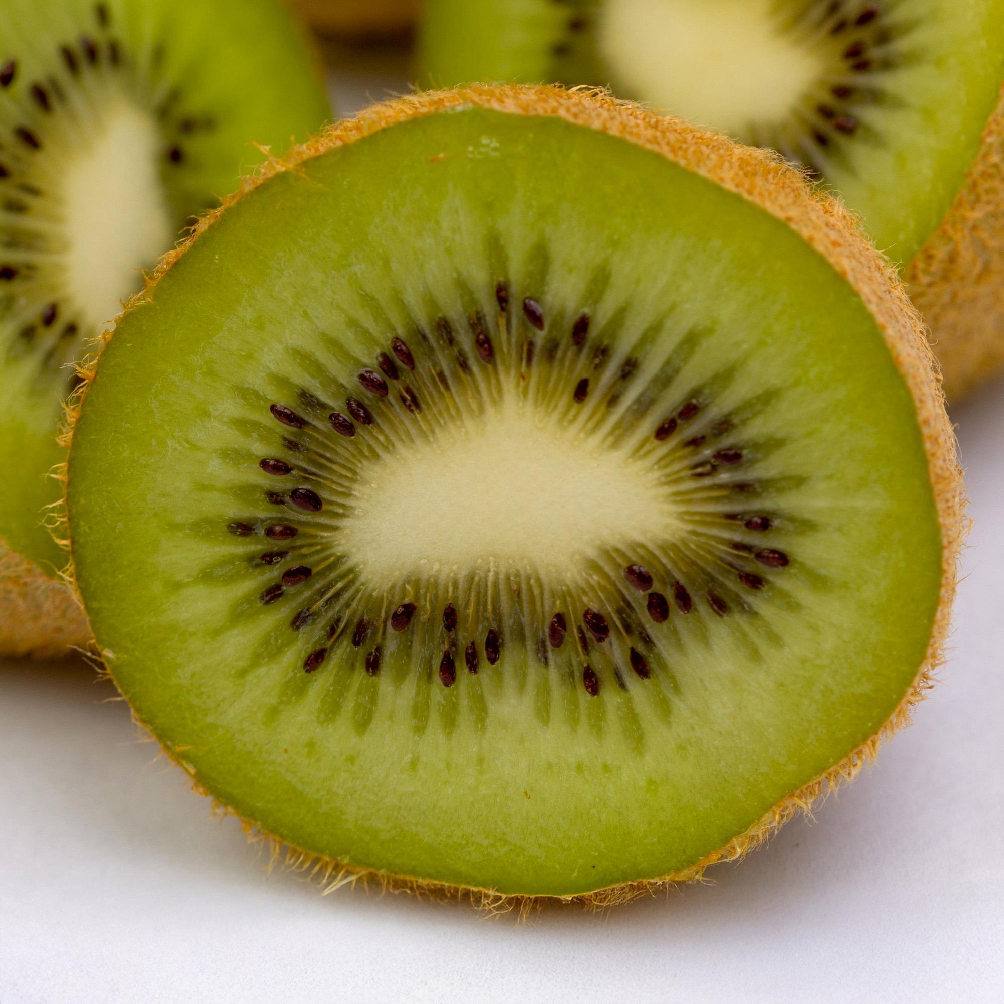 green-guardia-kiwi-jenny-kletterpflanze-2-pflanzen-selbstfruchtend image 5